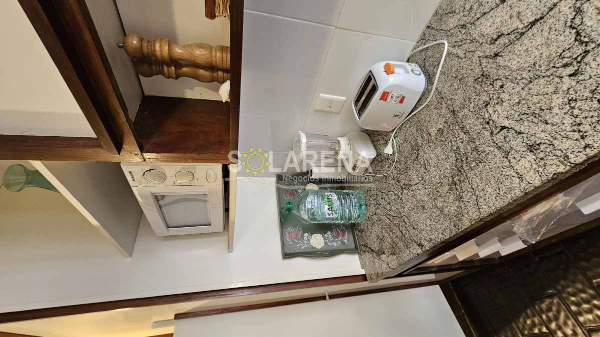 Apartamento ID.562 - Edificio bajo en zona puerto, amplio 