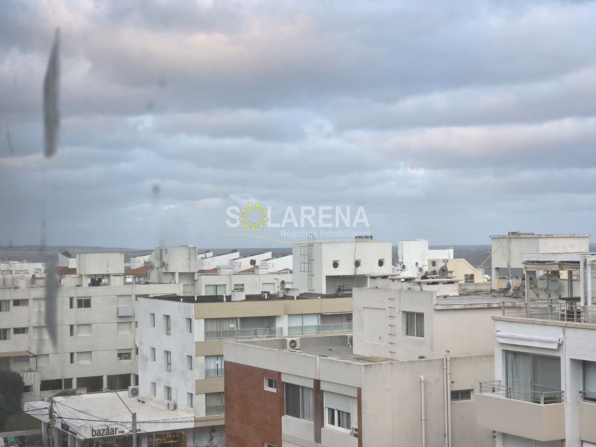 Apartamento ID.964 - EDIFICIO BAJO A UNA CUADRA DE LA PLAYA