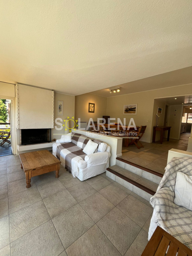 Apartamento ID.89 - Hermoso apartamento en edificio bajo a dos cuadras del puerto