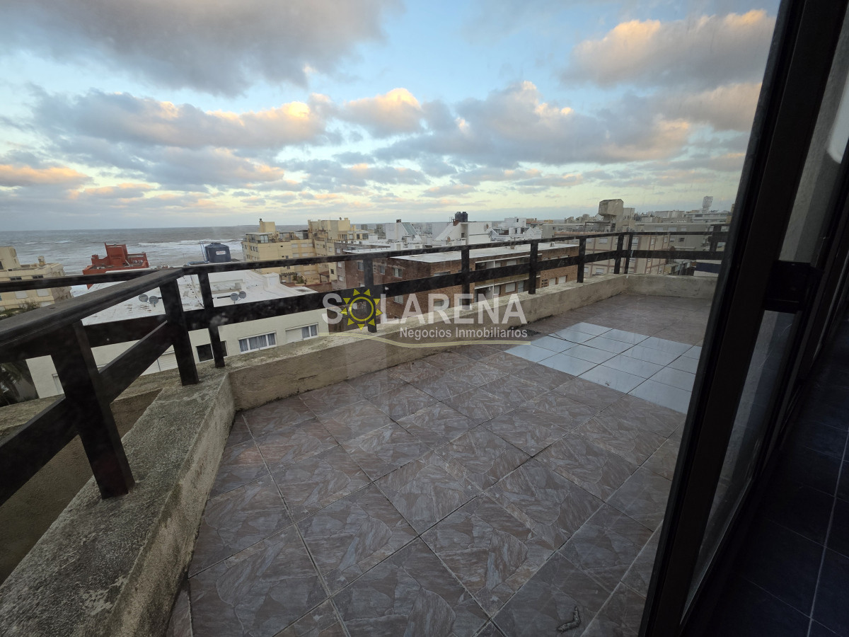 Apartamento ID.964 - EDIFICIO BAJO A UNA CUADRA DE LA PLAYA