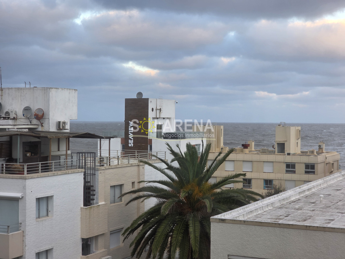 Apartamento ID.964 - EDIFICIO BAJO A UNA CUADRA DE LA PLAYA