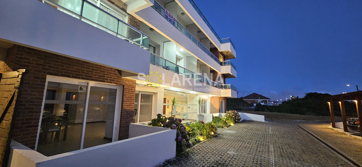 Apartamento ID.6544 - Edificio frente al mar