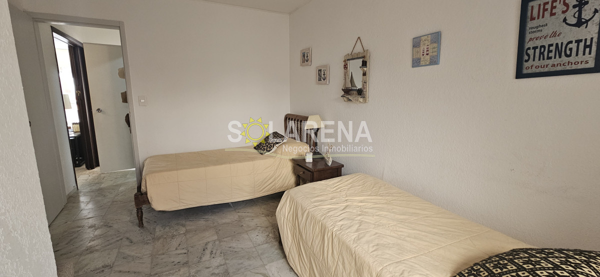 Apartamento ID.6533 - Hermoso apartamento en edificio bajo a dos cuadras de la playa