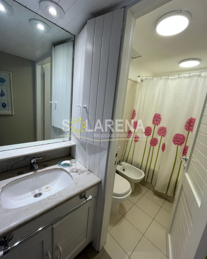 Apartamento ID.89 - Hermoso apartamento en edificio bajo a dos cuadras del puerto