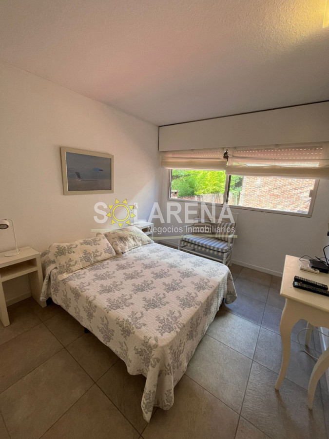 Apartamento ID.89 - Hermoso apartamento en edificio bajo a dos cuadras del puerto