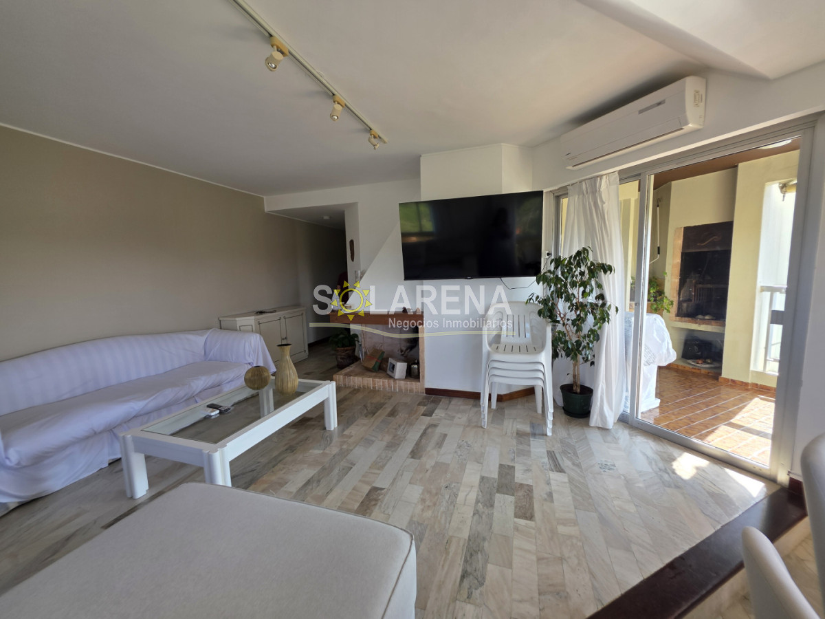 Apartamento ID.6475 - Torre de categoría con excelentes servicios 