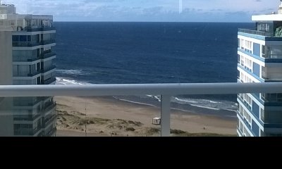 Pent hiuse duplex  excelente vista al mar