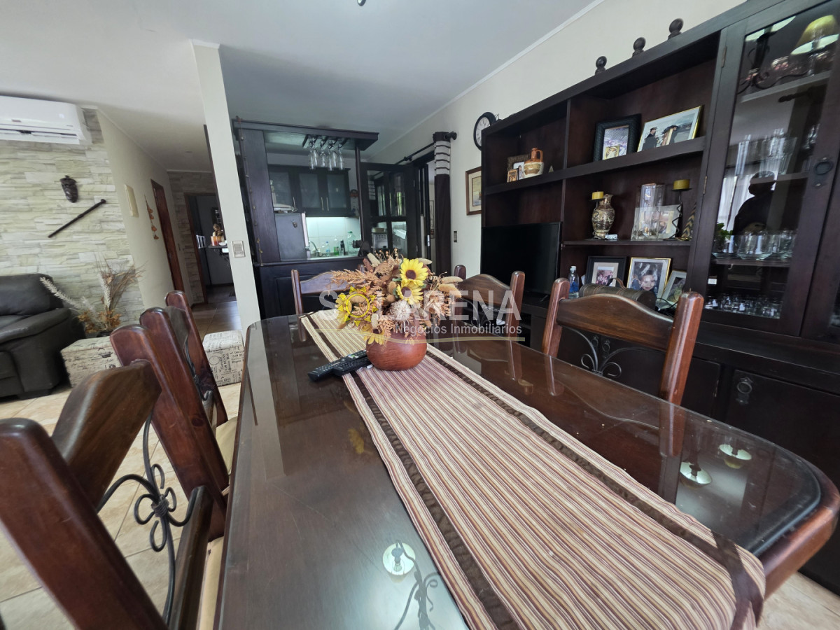 Casa ID.6593 - Hermosa casa en Pinares en alquiler anual