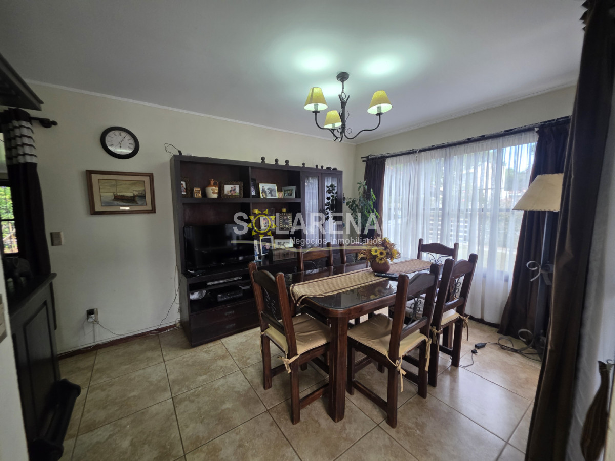 Casa ID.6593 - Hermosa casa en Pinares en alquiler anual