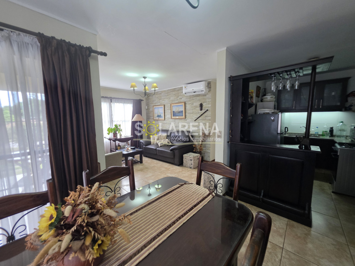 Casa ID.6593 - Hermosa casa en Pinares en alquiler anual