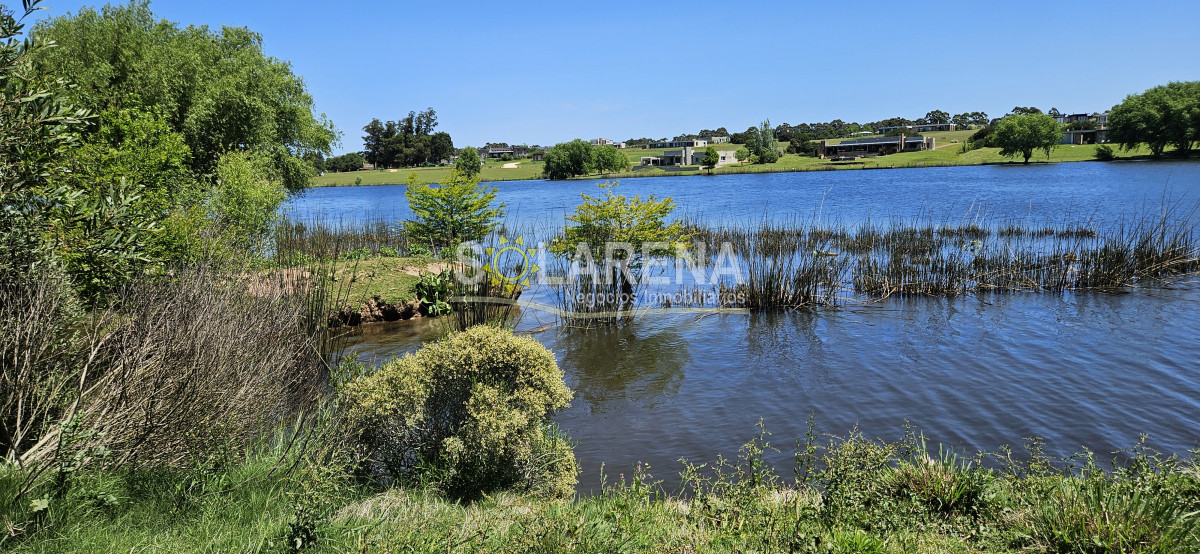 Terreno ID.6527 - Pueblo Mio, sobre ruta 104, lote sobre el lago