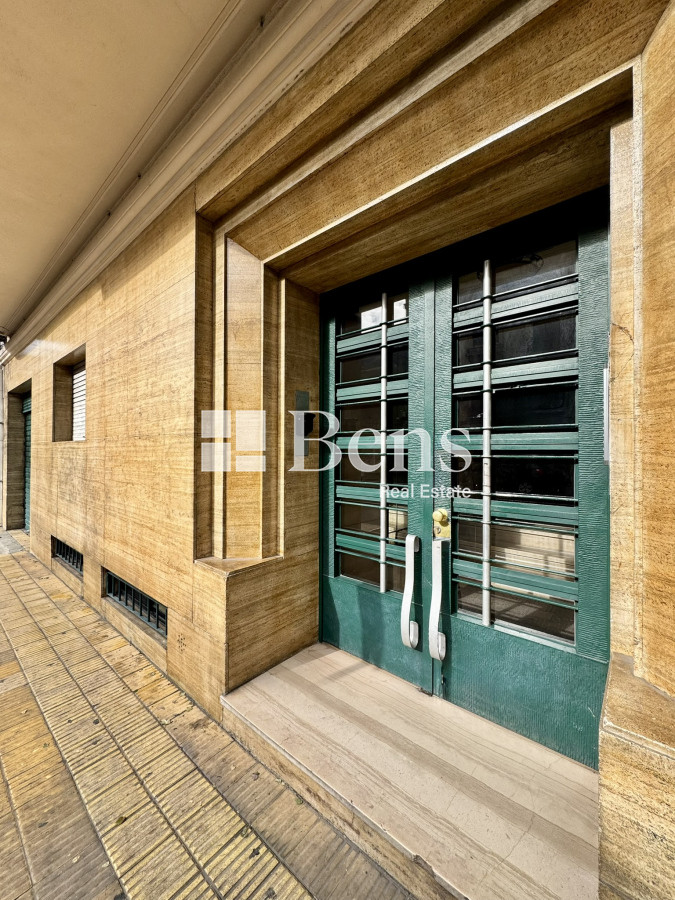 Apartamento ID.540 - VENTA - APARTAMENTO 2 AMPLIOS DORMITORIOS - AL FRENTE - PLANTA BAJA - CENTRO