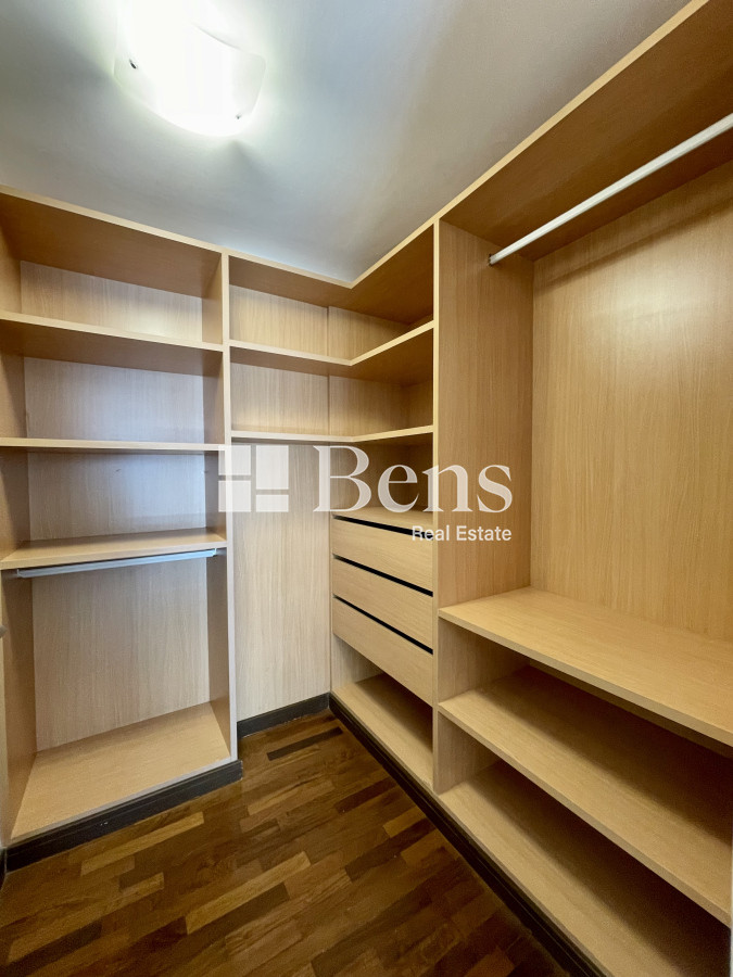 Apartamento ID.538 - Venta Apartamento 3 Dormitorios en Buceo - Piso Alto con Parrillero, Garaje y Amenities