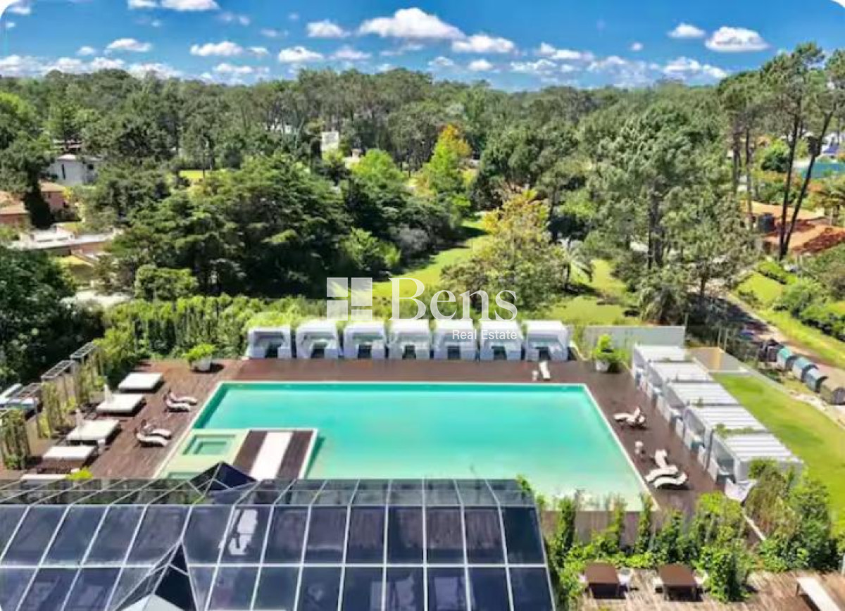 Apartamento ID.532 - VENTA - APARTAMENTO 1 DORMITORIO Y AUXILAR - COCHERA Y BAULERA - FULL AMENITIES - MANSA - PUNTA DEL ESTE 