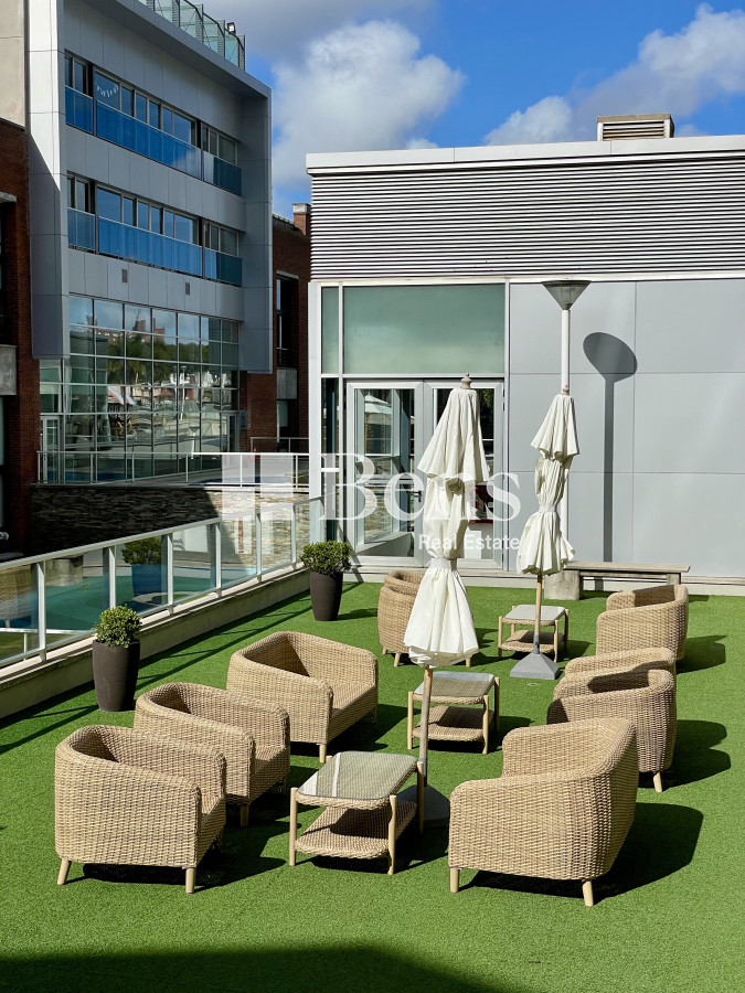 Apartamento ID.538 - Venta Apartamento 3 Dormitorios en Buceo - Piso Alto con Parrillero, Garaje y Amenities