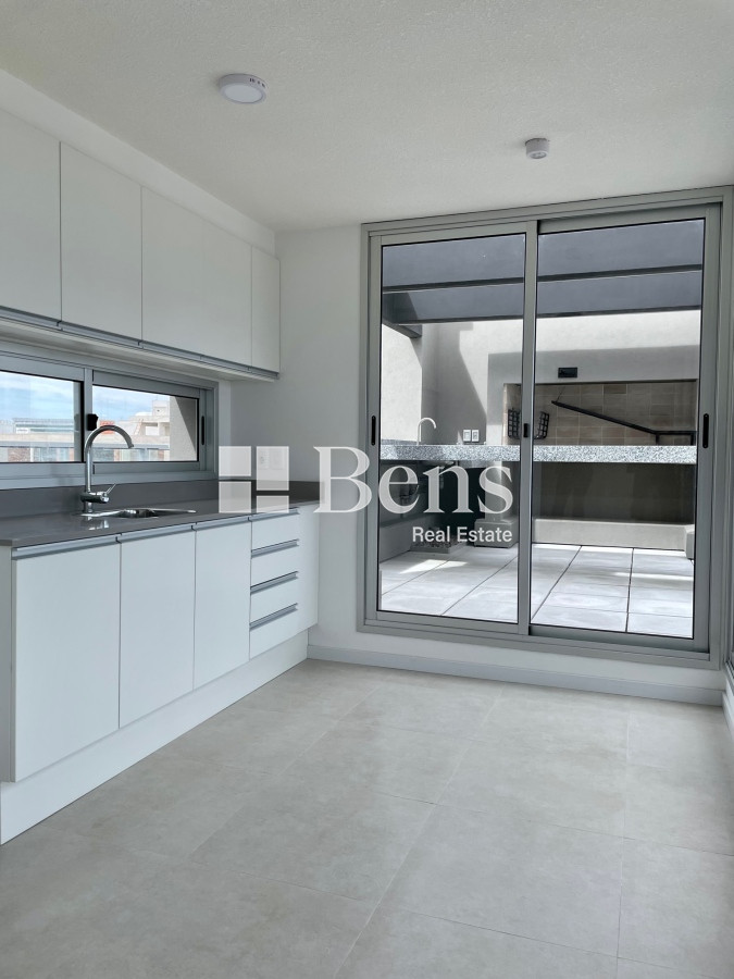 Apartamento ID.373 - ALQUILER - APARTAMENTO MONOAMBIENTE - BALCÓN - CORDÓN