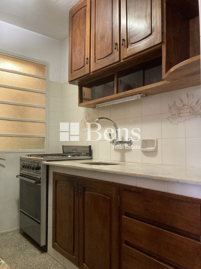 Casa ID.10 - VENTA - CASA DOS DORMITORIOS CON JARDIN Y GARAGE - LAS ACACIAS