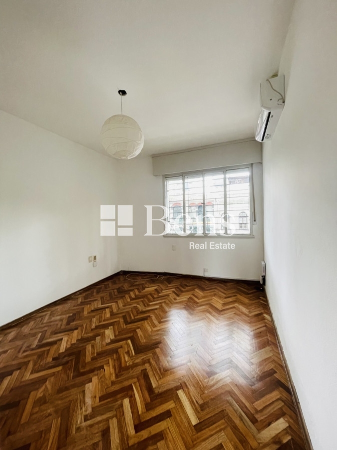 Casa ID.338 - ALQUILER - CASA PADRON UNICO - 3 DORMITORIOS - GARAGE - POCITOS
