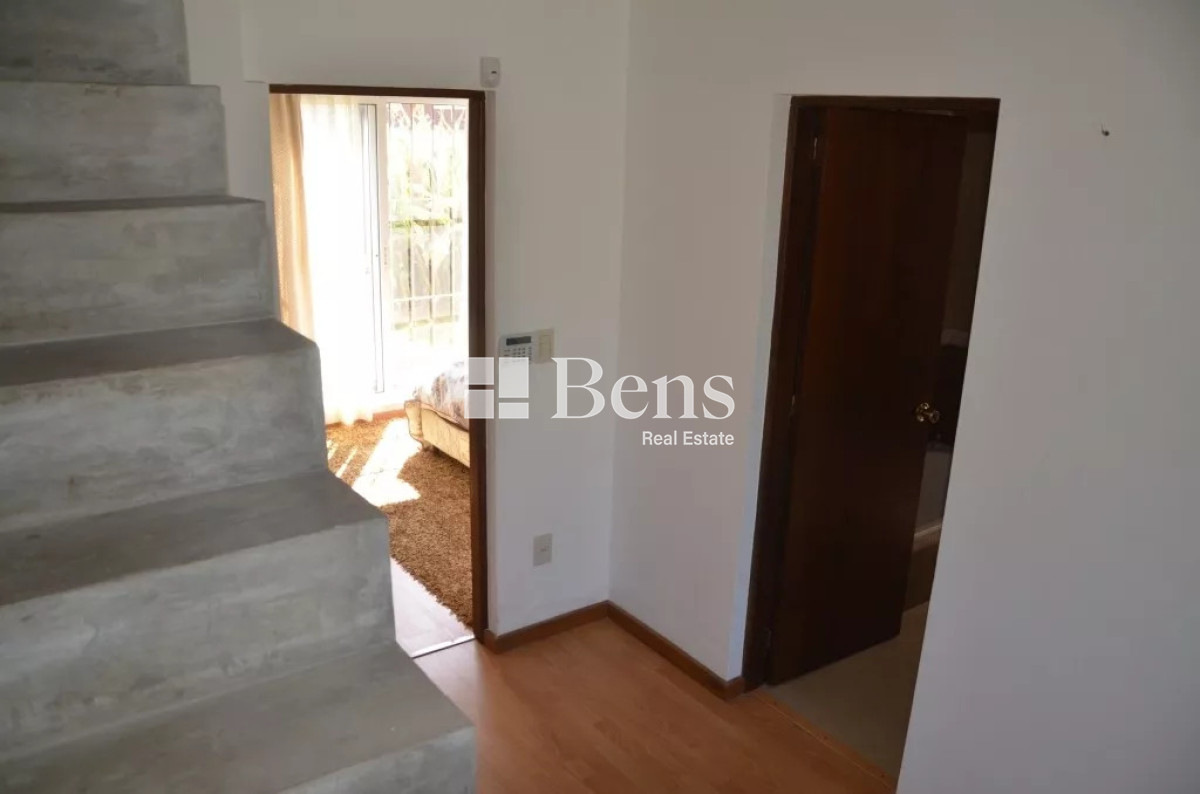 Casa ID.493 - VENTA - CASA AMPLIOS DORMITORIOS - BALCÓN - PARQUE Y BARBACOA -REAL DE SAN CARLOS - COLONIA DEL SACRAMENTO