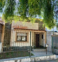 VENTA - CASA PADRON UNICO - OPORTUNIDAD - 3 DORMITORIOS - AMPLIO PATIO - PEREZ CASTELLANOS