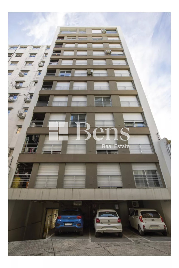 Local Comercial ID.155 - Venta - Local Comercial - Cordón - Montevideo 