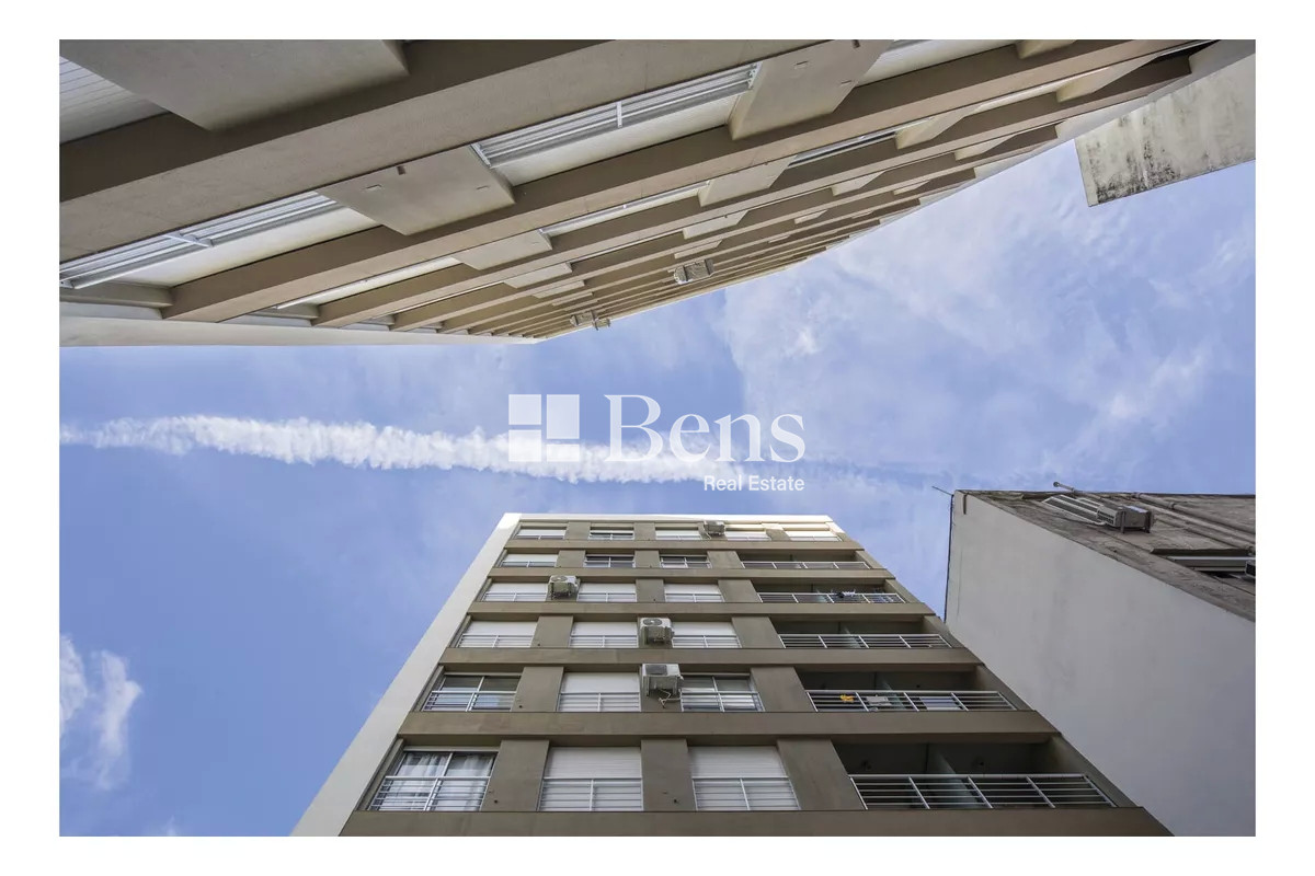 Local Comercial ID.155 - Venta - Local Comercial - Cordón - Montevideo 