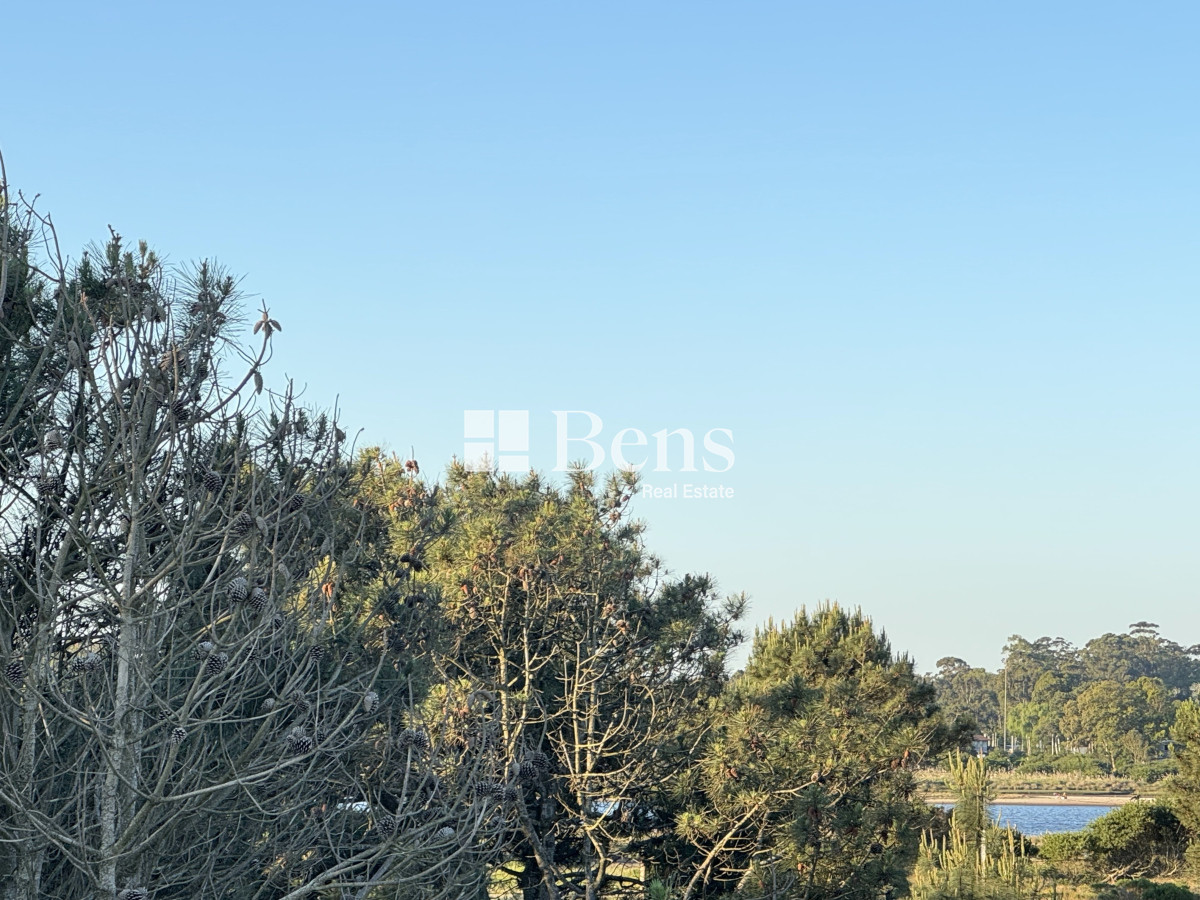 Terreno ID.517 - VENTA - LOTE EXCELENTE UBICACIÓN - FRENTE AL MAR - PUNTA PINAR - EL PINAR