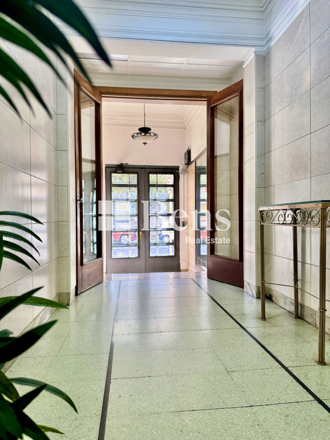 Apartamento ID.540 - VENTA - APARTAMENTO 2 AMPLIOS DORMITORIOS - AL FRENTE - PLANTA BAJA - CENTRO