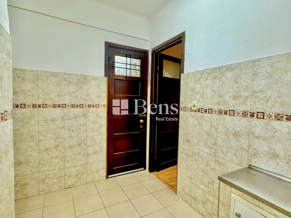Apartamento ID.540 - VENTA - APARTAMENTO 2 AMPLIOS DORMITORIOS - AL FRENTE - PLANTA BAJA - CENTRO