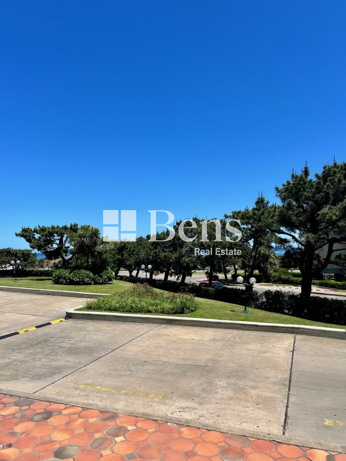 Apartamento ID.446 - ALQUILER - APARTAMENTO 3 DORMITORIOS CON GARAGE - PARADA 19 PLAYA MANSA