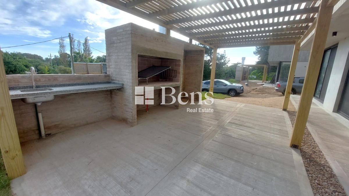 Apartamento ID.442 - Venta - Casa a estrenar - 3 Dormitorios - Parada 42 de la Mansa - Punta del este