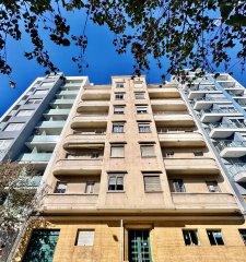 VENTA - APARTAMENTO 2 AMPLIOS DORMITORIOS - AL FRENTE - PLANTA BAJA - CENTRO
