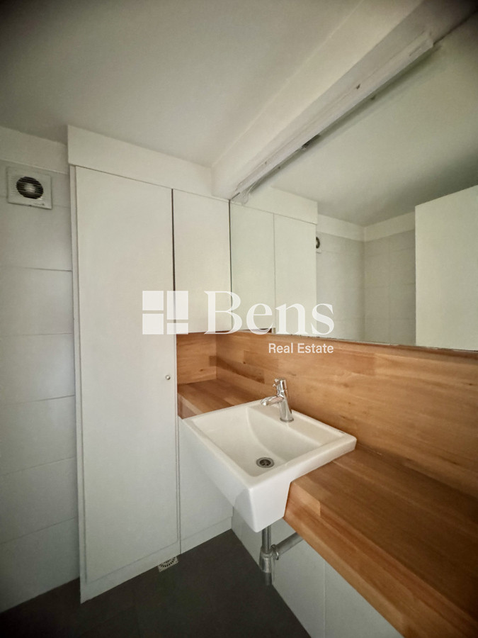 Oficina ID.513 - ALQUILER - OFICINA - IMPECABLE - CIUDAD VIEJA - MONTEVIDEO