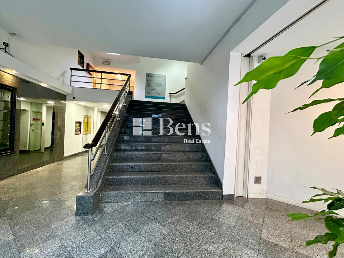 Oficina ID.505 - ALQUILER -OFICINA - PLANTA LIBRE DE 630 M2 - CENTRO