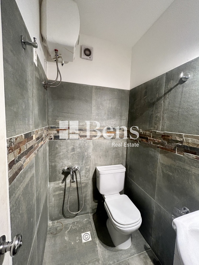 Oficina ID.375 - VENTA - OFICINA IMPECABLE ESTADO - CENTRO - MONTEVIDEO - ACEPTA PERMUTA 