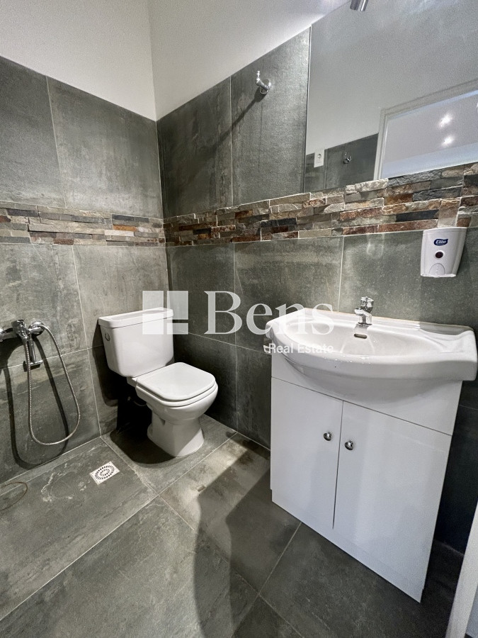 Oficina ID.375 - VENTA - OFICINA IMPECABLE ESTADO - CENTRO - MONTEVIDEO - ACEPTA PERMUTA 