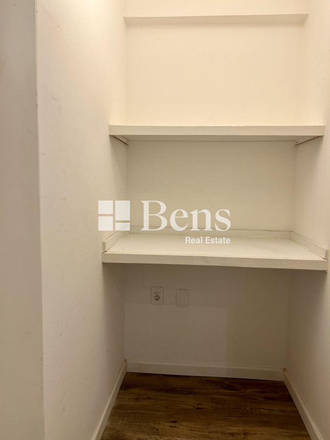 Oficina ID.375 - VENTA - OFICINA IMPECABLE ESTADO - CENTRO - MONTEVIDEO - ACEPTA PERMUTA 