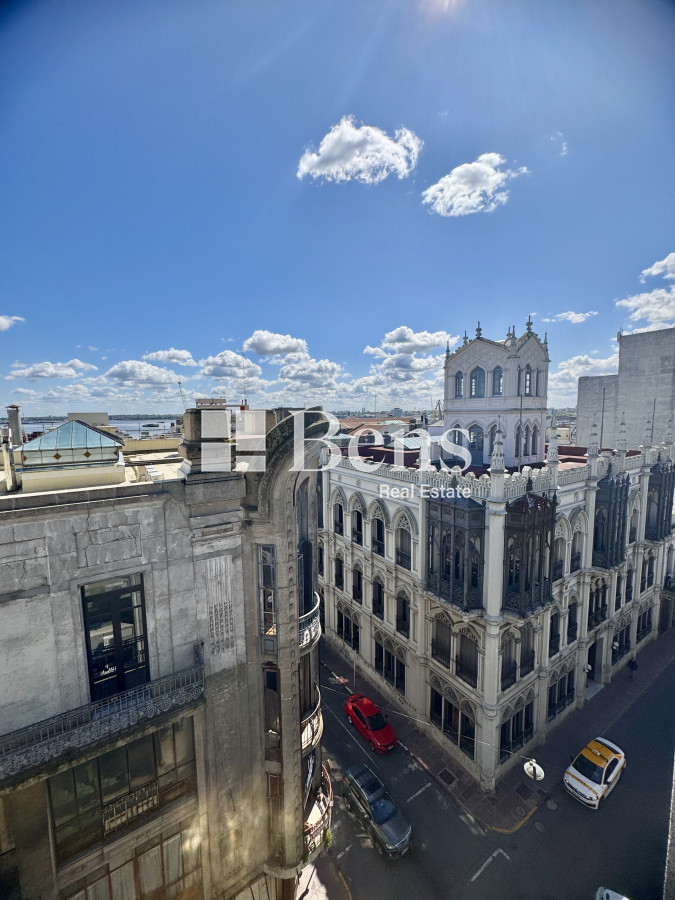 Oficina ID.514 - ALQUILER - OFICINA EDIFICIO CORPORATIVO - CIUDAD VIEJA - MONTEVIDEO