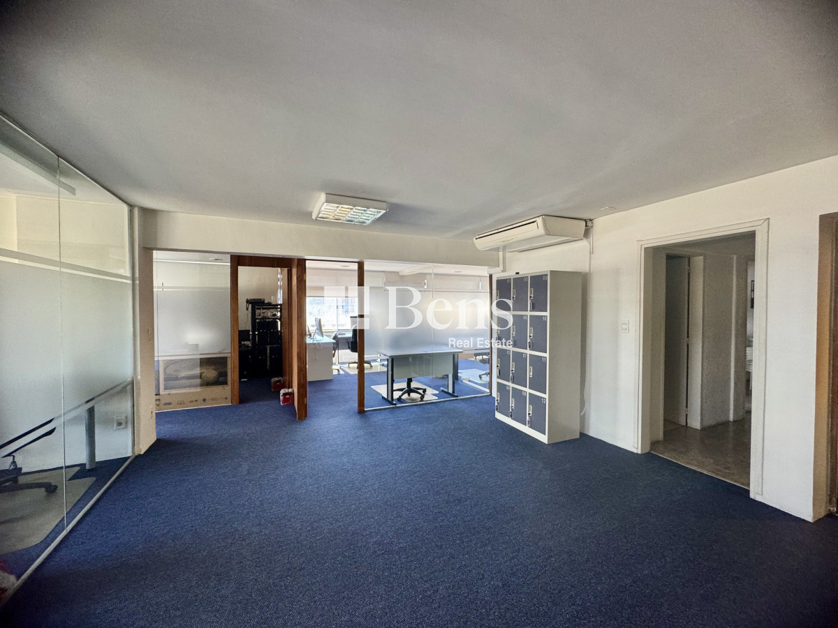 Oficina ID.514 - ALQUILER - OFICINA EDIFICIO CORPORATIVO - CIUDAD VIEJA - MONTEVIDEO