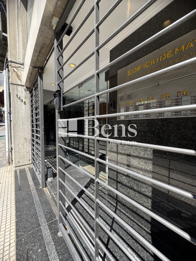 Oficina ID.514 - ALQUILER - OFICINA EDIFICIO CORPORATIVO - CIUDAD VIEJA - MONTEVIDEO