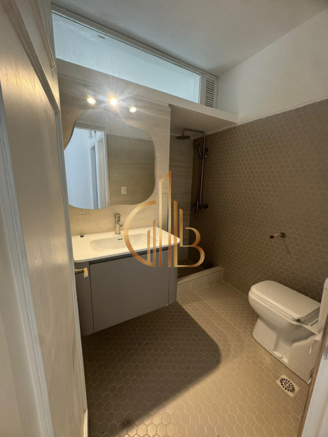 Casa ID.62 - Residencia clásica con 5 dormitorios y jardín amplio, a metros del mar