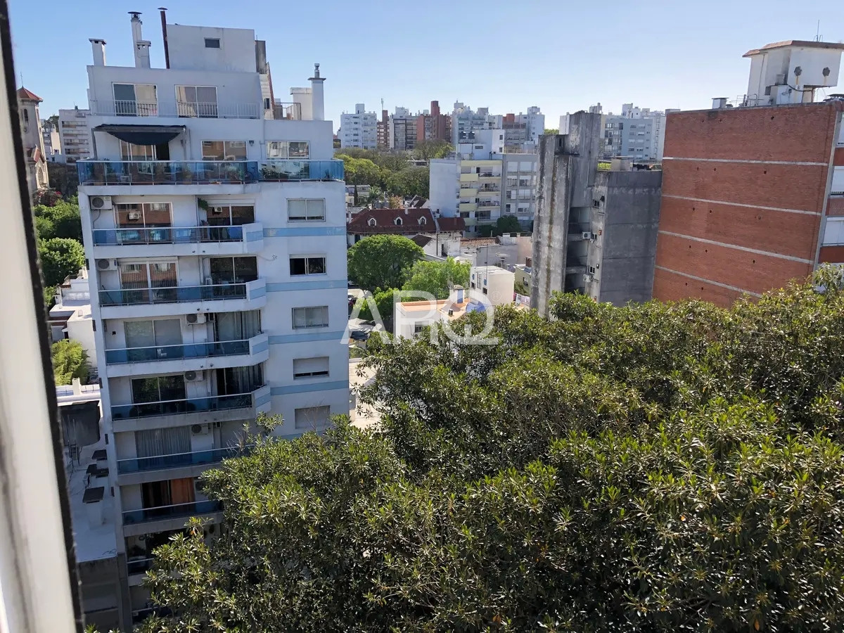 Apartamento ID.268 - POCITOS 3 DORMITORIOS, 2 BAÑOS 