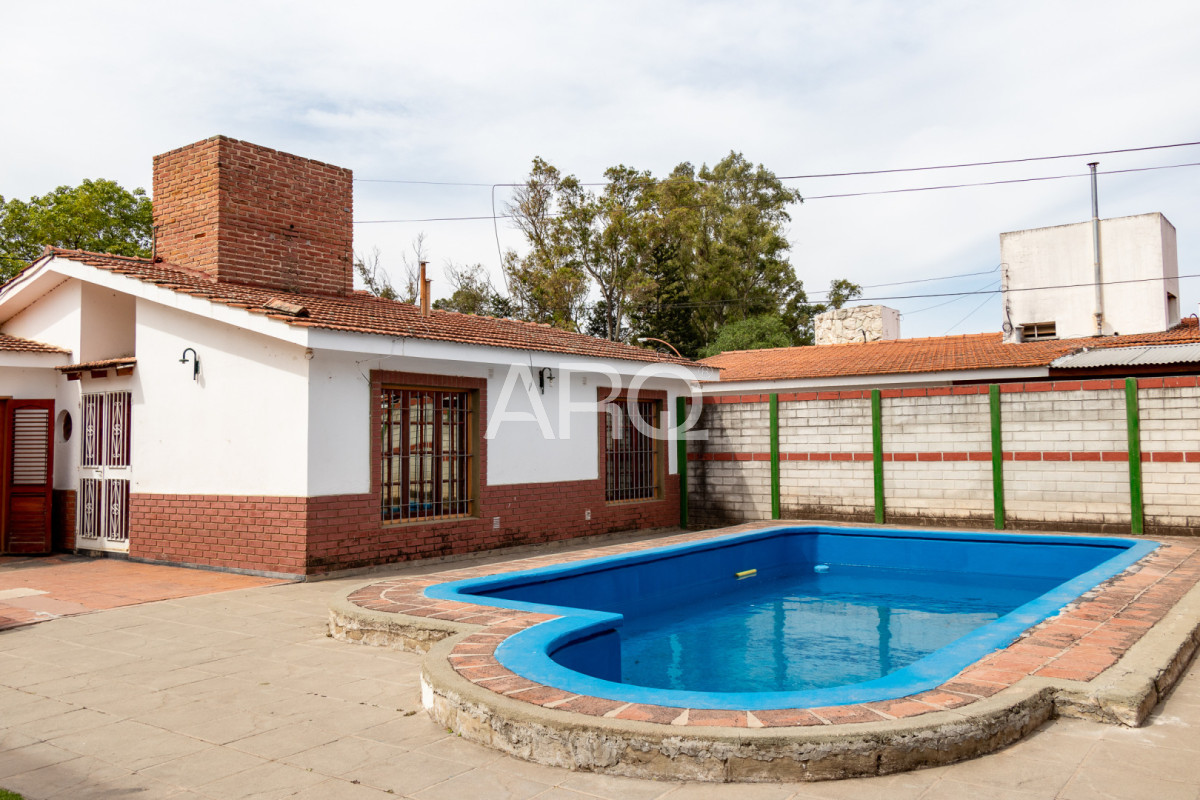 Casa ID.615 - Casa amplia en Santa Rita, Villa Carlos Paz, Argentina