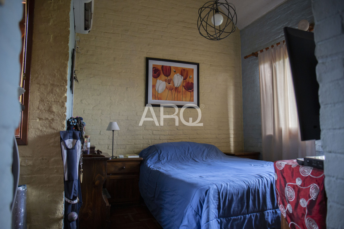 Casa ID.414 - 4 Dormitorios 3 Baños, El pinar Viva el Sueño: La Casa Ideal para su Familia en un Entorno Seguro y Acogedor
