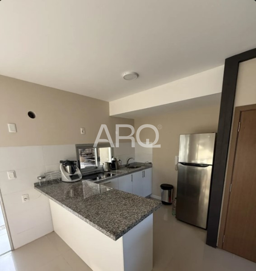 Casa ID.567 - Alquiler de 3 dormitorios y 2 baños en ph en Ciudad de la Costa