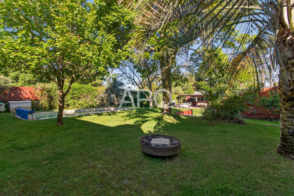 Casa ID.487 - Pinar sur, 3 dormitorios 4 baños, piscina