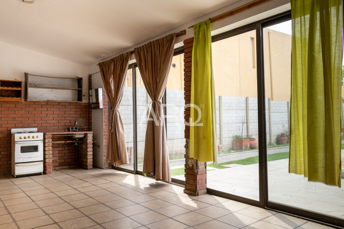 Casa ID.615 - Casa amplia en Santa Rita, Villa Carlos Paz, Argentina