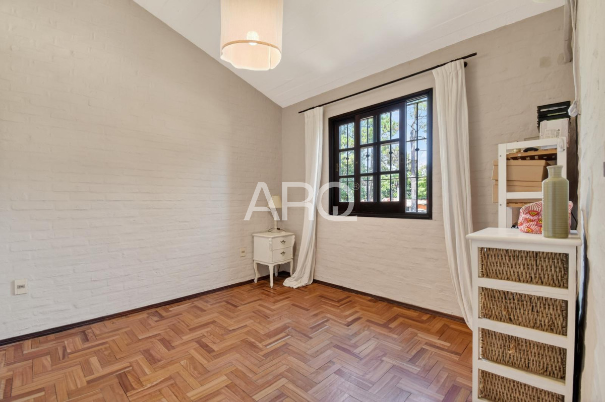 Casa ID.543 - 3 dormitorios y 2 baños en ph en El Pinar