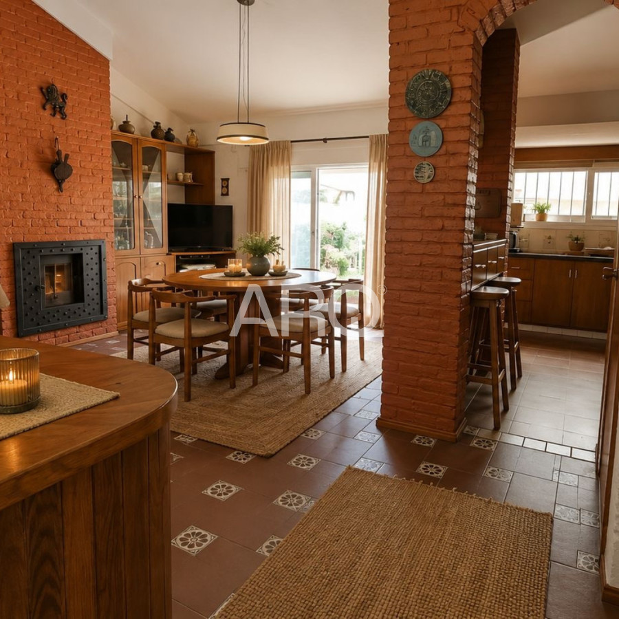 Casa ID.573 - 3 dormitorios y 2 baños en Shangrilá