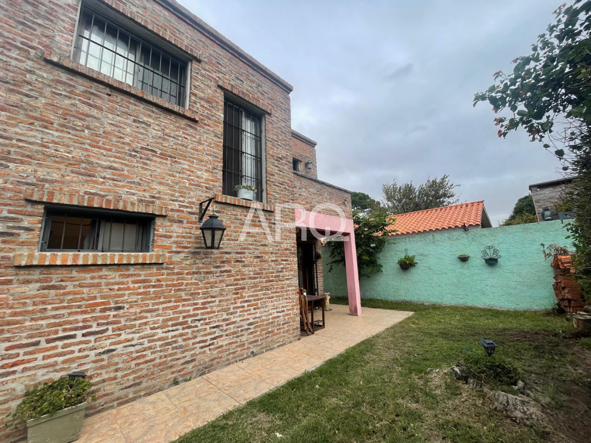 Casa ID.469 - Venta Hermosa Casa a pasos del Mar